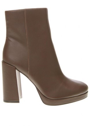 Botine de damă Steve Madden, Mărime 40, Culoare Maro, Preț 229,99 Lei