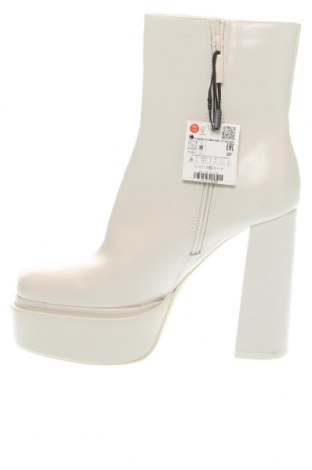 Botine de damă Zara, Mărime 39, Culoare Alb, Preț 122,37 Lei