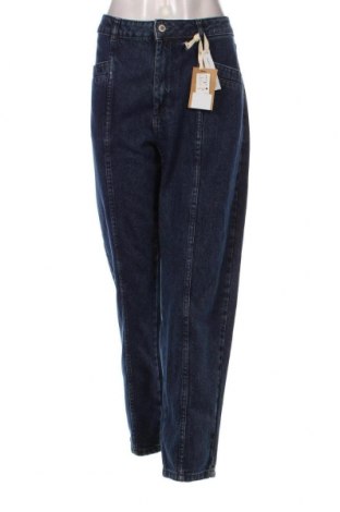 Dámské džíny , Velikost L, Barva Modrá, Cena  384,00 Kč