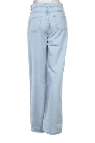 Dámske džínsy , Veľkosť M, Farba Modrá, Cena  12,80 €