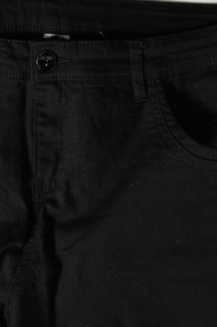 Damskie jeansy, Rozmiar XL, Kolor Czarny, Cena 41,74 zł