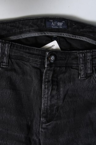 Dámske džínsy  Armani Jeans, Veľkosť M, Farba Čierna, Cena  52,57 €