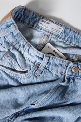 Damskie jeansy Bershka, Rozmiar M, Kolor Niebieski, Cena 28,76 zł