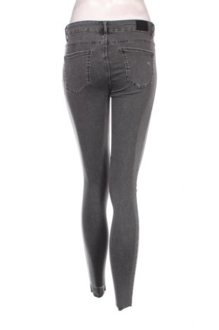 Damen Jeans Bershka, Größe XS, Farbe Grau, Preis 7,68 €