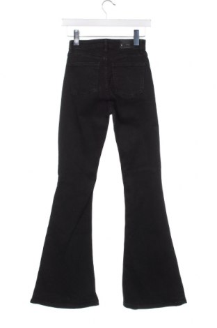 Blugi de femei Bershka, Mărime XS, Culoare Negru, Preț 37,72 Lei