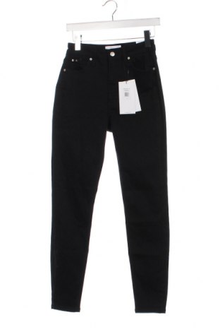 Дамски дънки Calvin Klein Jeans, Размер S, Цвят Черен, Цена 70,20 лв.