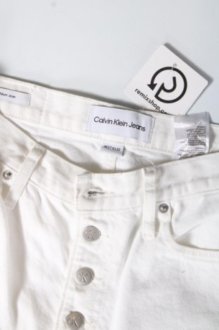 Γυναικείο Τζίν Calvin Klein Jeans, Μέγεθος S, Χρώμα Λευκό, Τιμή 80,41 €