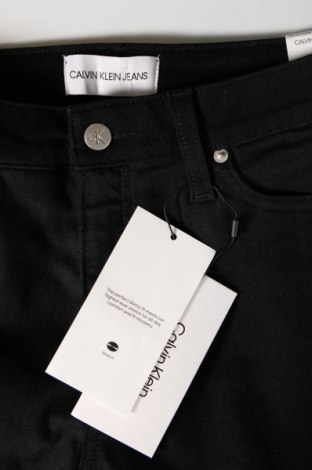Damskie jeansy Calvin Klein Jeans, Rozmiar M, Kolor Czarny, Cena 166,32 zł