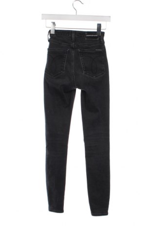 Γυναικείο Τζίν Calvin Klein Jeans, Μέγεθος XS, Χρώμα Γκρί, Τιμή 80,41 €