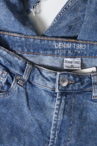 Дамски дънки Denim 1982, Размер L, Цвят Син, Цена 29,00 лв.