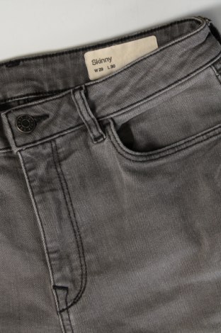 Dámske džínsy  Esprit, Veľkosť M, Farba Sivá, Cena  4,65 €