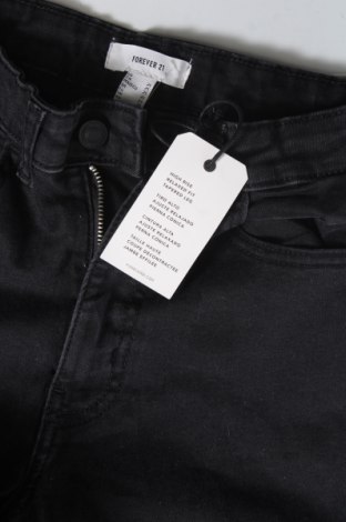 Dámske džínsy  Forever 21, Veľkosť XS, Farba Čierna, Cena  17,46 €