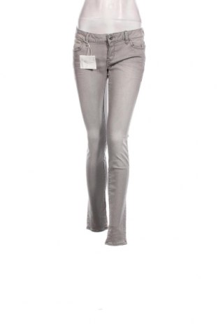 Damen Jeans G-Star Raw, Größe M, Farbe Grau, Preis 97,94 €