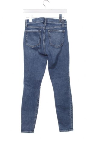 Damskie jeansy Gap, Rozmiar S, Kolor Niebieski, Cena 33,78 zł