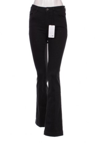 Γυναικείο Τζίν Guess, Μέγεθος M, Χρώμα Μαύρο, Τιμή 35,46 €