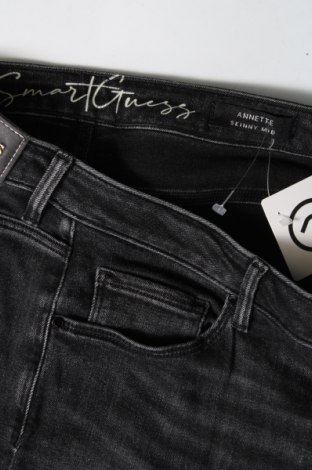 Damen Jeans Guess, Größe M, Farbe Schwarz, Preis 26,85 €