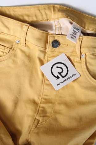 Dámské džíny  H&M, Velikost L, Barva Žlutá, Cena  220,00 Kč