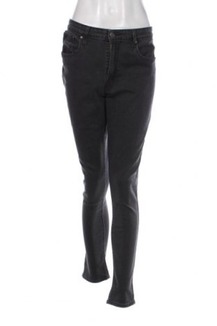 Damen Jeans Levi's, Größe L, Farbe Grau, Preis 26,98 €