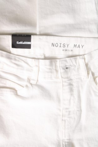 Damen Jeans Noisy May, Größe M, Farbe Weiß, Preis 10,91 €