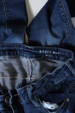 Dámské džíny  Noisy May, Velikost M, Barva Modrá, Cena  139,00 Kč