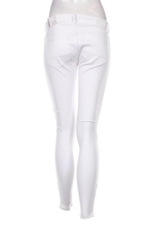 Damen Jeans ONLY, Größe S, Farbe Weiß, Preis 9,92 €