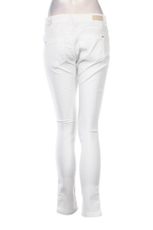 Damen Jeans ONLY, Größe M, Farbe Weiß, Preis € 10,72