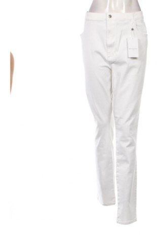 Γυναικείο Τζίν ONLY Carmakoma, Μέγεθος 3XL, Χρώμα Λευκό, Τιμή 39,69 €