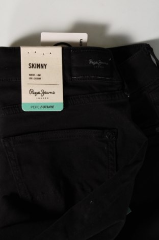 Blugi de femei Pepe Jeans, Mărime M, Culoare Negru, Preț 282,90 Lei
