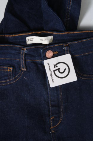 Damskie jeansy Perfect Jeans By Gina Tricot, Rozmiar XS, Kolor Niebieski, Cena 32,63 zł