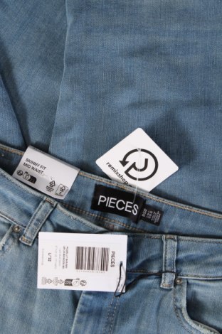 Damskie jeansy Pieces, Rozmiar L, Kolor Niebieski, Cena 57,47 zł