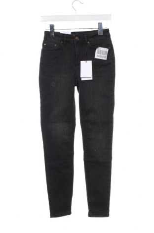 Dámske džínsy  Pieces, Veľkosť S, Farba Čierna, Cena  6,75 €