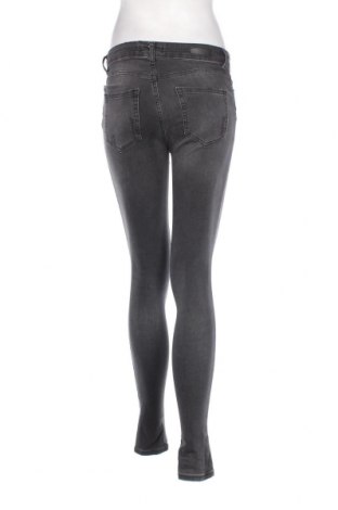Damen Jeans Pieces, Größe S, Farbe Grau, Preis € 7,10