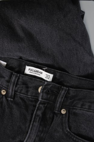 Damskie jeansy Pull&Bear, Rozmiar XS, Kolor Czarny, Cena 41,74 zł