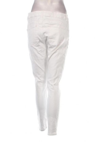 Damen Jeans Reserved, Größe XL, Farbe Weiß, Preis 14,83 €
