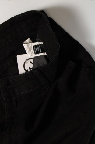Damskie jeansy SHEIN, Rozmiar XL, Kolor Czarny, Cena 41,74 zł