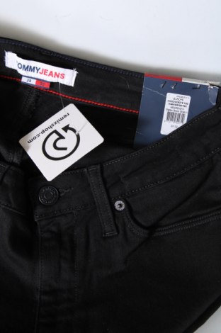 Dámské džíny  Tommy Jeans, Velikost M, Barva Černá, Cena  1 122,00 Kč