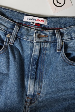 Дамски дънки Tommy Jeans, Размер M, Цвят Син, Цена 172,00 лв.