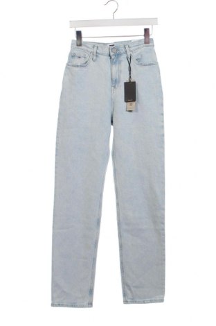 Дамски дънки Tommy Jeans, Размер XS, Цвят Син, Цена 172,00 лв.