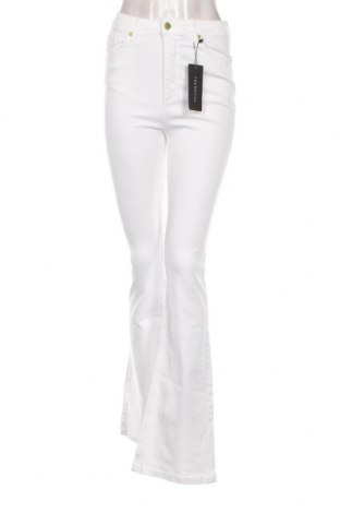Γυναικείο Τζίν Trendyol, Μέγεθος M, Χρώμα Λευκό, Τιμή 23,97 €
