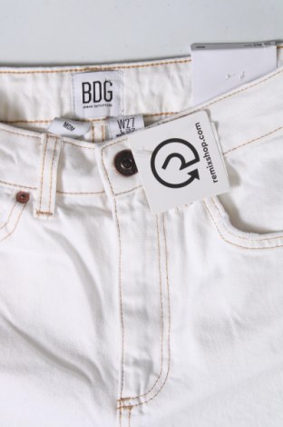 Γυναικείο Τζίν Urban Outfitters, Μέγεθος XS, Χρώμα Λευκό, Τιμή 12,46 €