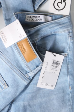 Damskie jeansy Vero Moda, Rozmiar S, Kolor Niebieski, Cena 30,79 zł