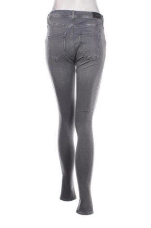 Damen Jeans Vero Moda, Größe M, Farbe Grau, Preis 10,32 €