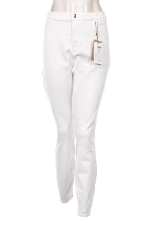 Γυναικείο Τζίν Vero Moda, Μέγεθος XXL, Χρώμα Λευκό, Τιμή 15,88 €