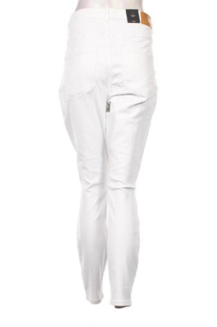 Γυναικείο Τζίν Vero Moda, Μέγεθος XXL, Χρώμα Λευκό, Τιμή 13,10 €