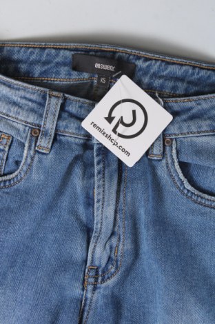 Damskie jeansy Vero Moda, Rozmiar XS, Kolor Niebieski, Cena 44,55 zł