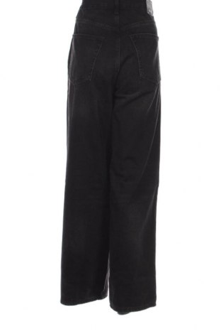 Dámske džínsy  Weekday, Veľkosť XL, Farba Čierna, Cena  47,94 €