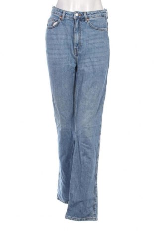 Γυναικείο Τζίν Weekday, Μέγεθος M, Χρώμα Μπλέ, Τιμή 7,61 €