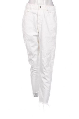 Damen Jeans Zara, Größe M, Farbe Weiß, Preis 8,29 €