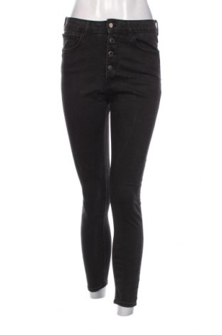 Дамски дънки Zara, Размер M, Цвят Черен, Цена 50,59 лв.