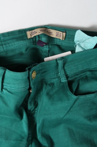 Blugi de femei Zara Trafaluc, Mărime M, Culoare Verde, Preț 37,26 Lei